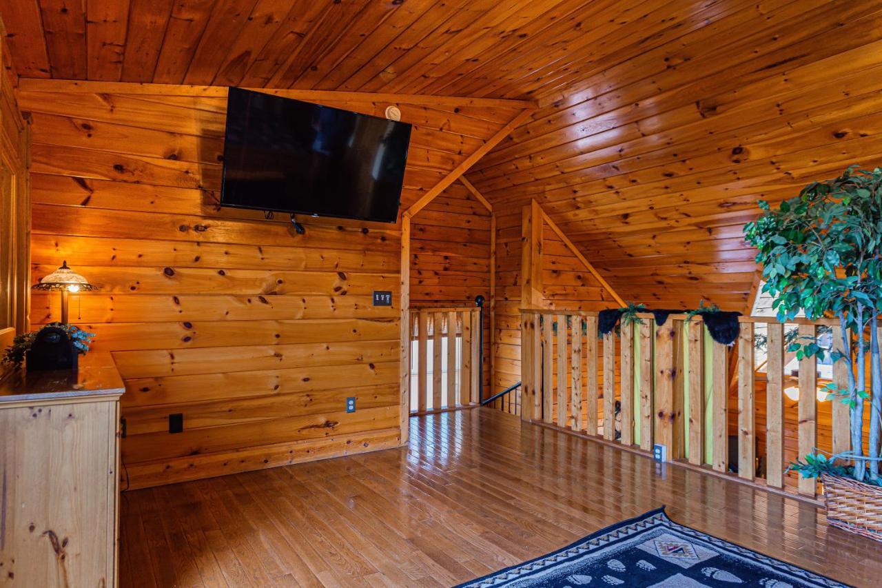 Bear Claw - Bear Claw Retreat In Pigeon Forge! Villa Ngoại thất bức ảnh